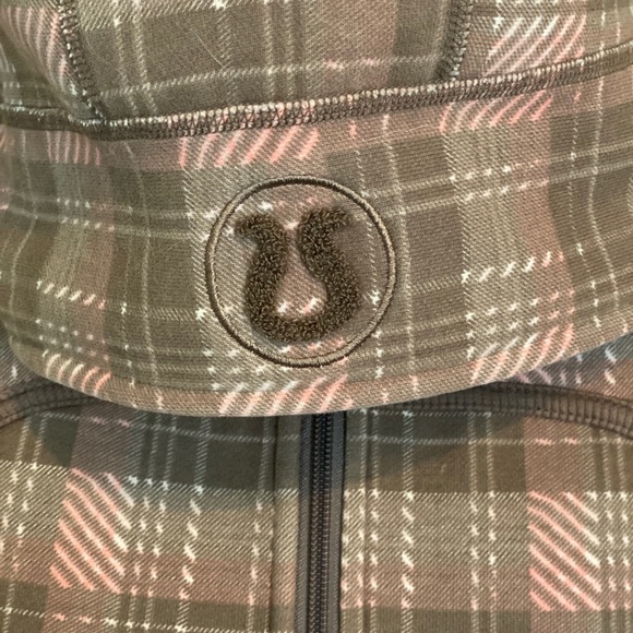 🤿 LULULEMON scuba hoodie Sz 10! 💕 - Picture 2 of 6